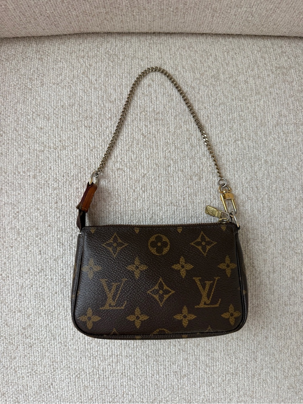Authentic Louis Vuitton Monogram Mini Pochette